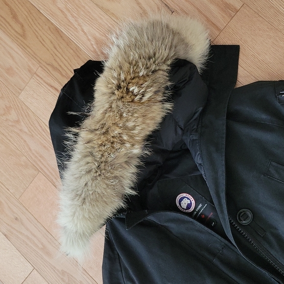 Canada goose parka - Picture 3 of 4
